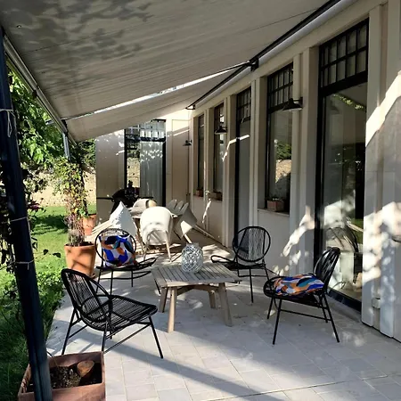 La Maison De Georgia *